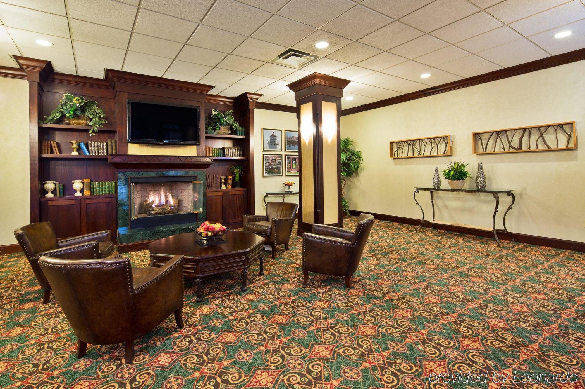 Holiday Inn Nashua, An Ihg Hotel Exterior photo
