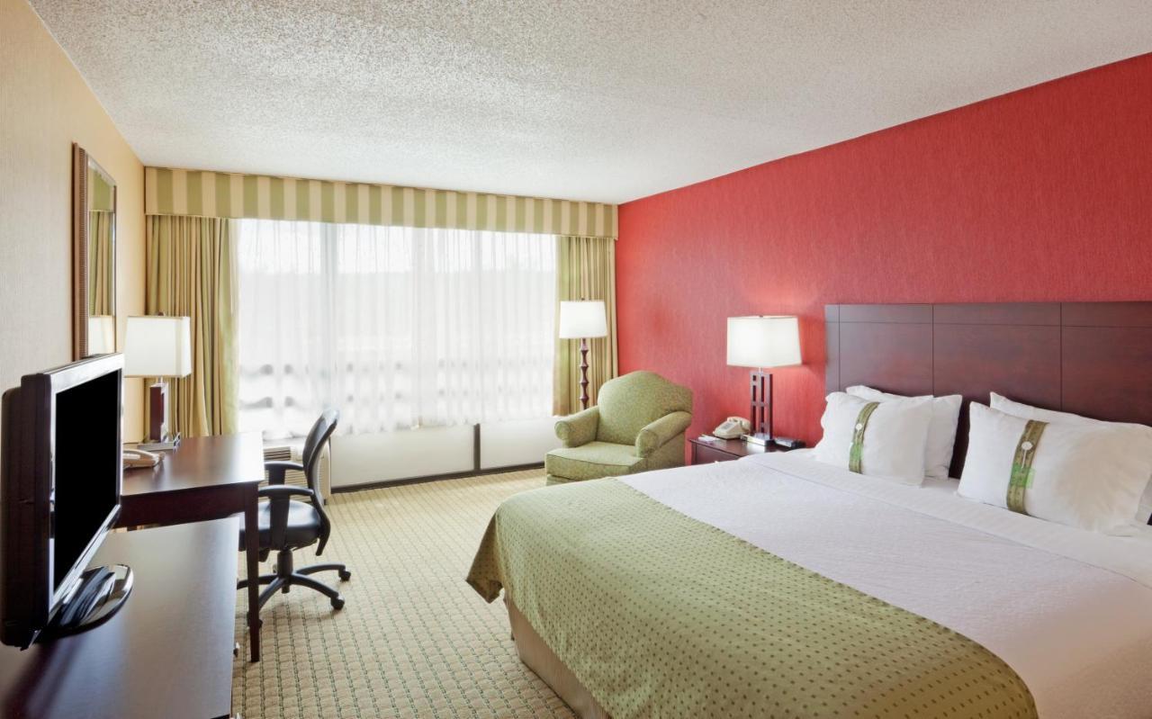 Holiday Inn Nashua, An Ihg Hotel Exterior photo